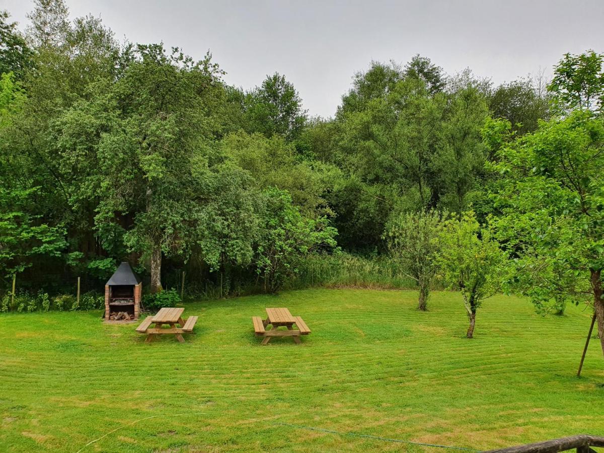 Habitación doble con wifi, baño privado jardin y barbacoa Cangas de Onís Exterior foto